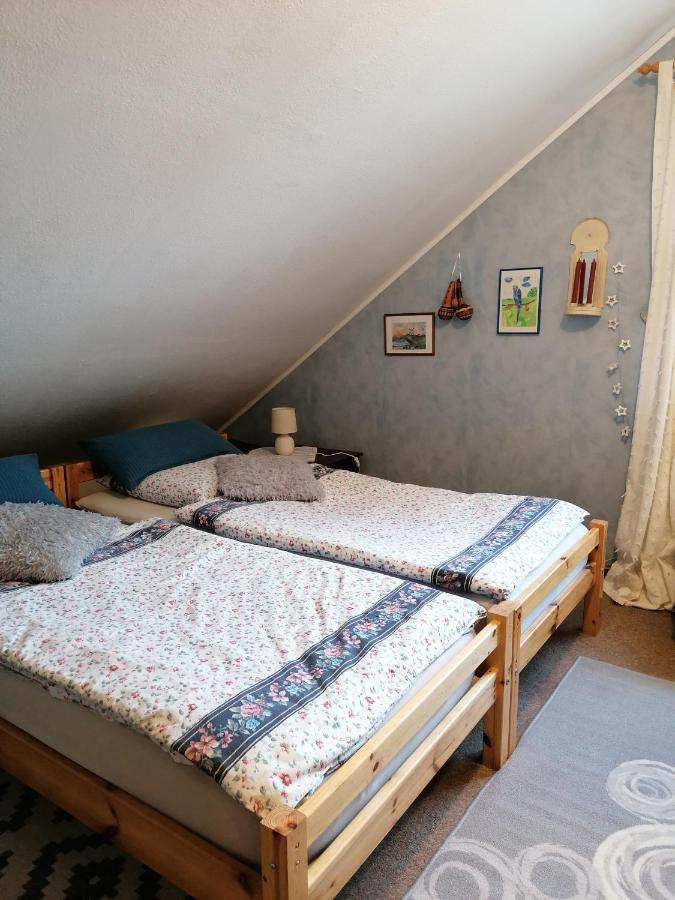 Appartement Ruhe Geniessen Bei Kulbes à Doberschutz Extérieur photo