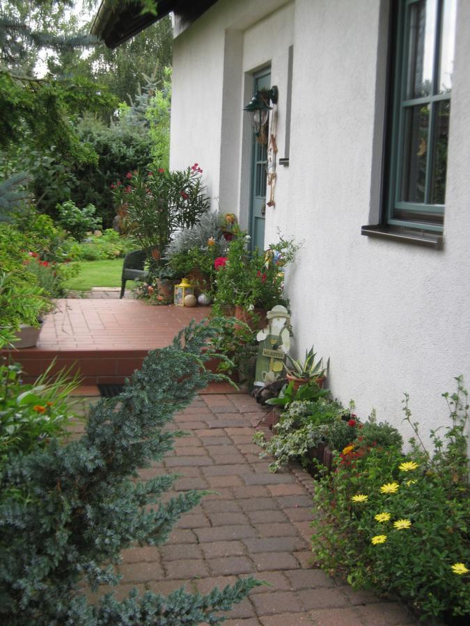 Appartement Ruhe Geniessen Bei Kulbes à Doberschutz Extérieur photo