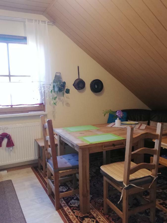 Appartement Ruhe Geniessen Bei Kulbes à Doberschutz Extérieur photo